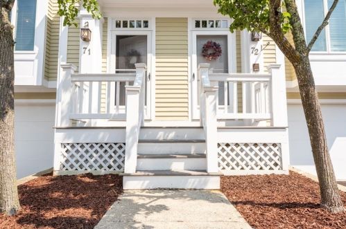 71 Abington Rd, Danvers, MA 01923-4206