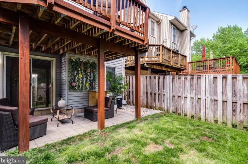 5319 Buxton Ct, Alexandria VA 22315-4760 exterior