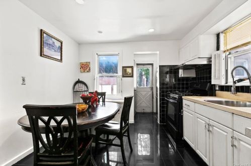 126 12 Ave, Mount Vernon NY 10550-2914 exterior