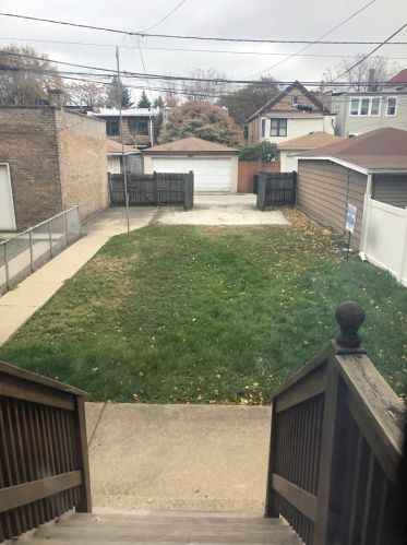 2605 Chicago Ave, Chicago IL 60622-4519 exterior