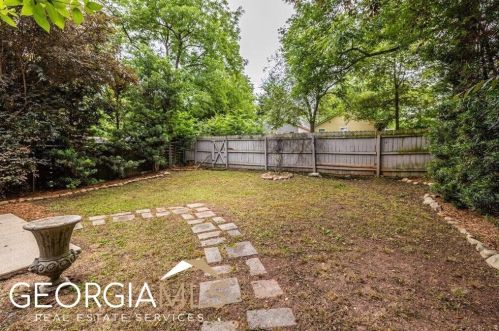 1033 Manigault St, Atlanta GA 30316-1311 exterior