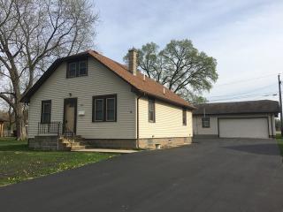 1416 5th Ave, Joliet, IL 60433-2022