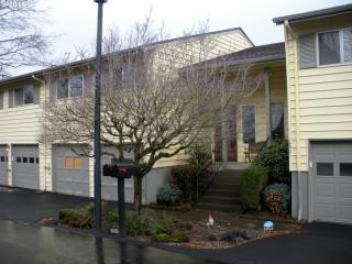 14919 Siskiyou Ct, Portland, OR 97230-4541