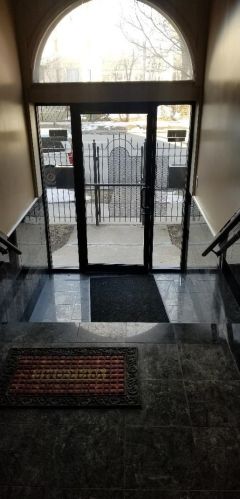 5814 Indiana Ave, Chicago, IL 60637-1310