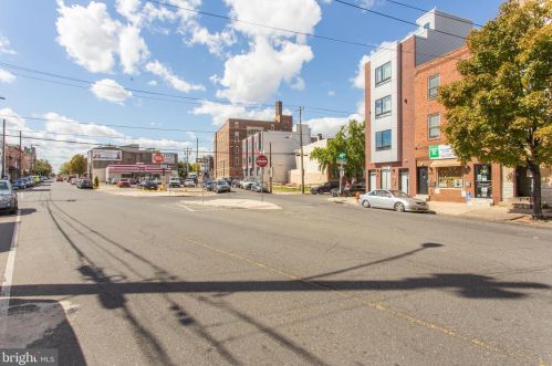 2534 Amber St, Philadelphia PA 19125-1738 exterior