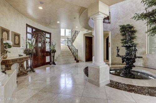 13841 Cyn Dr, Phoenix AZ 85016-2403 exterior