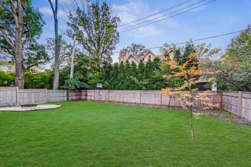 6878 Lehigh Ave, Chicago IL  60646-1406 exterior