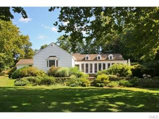 55 Compo Rd, Westport, CT 06880-4320