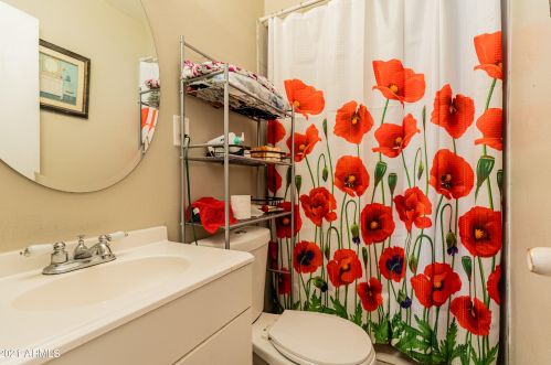 2911 50th Dr, Phoenix AZ  85031-3530 exterior