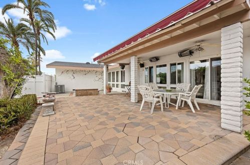 1324 Kroeger Ave, Fullerton CA exterior