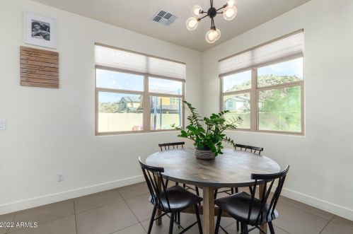 9824 3rd Ave, Phoenix AZ  85041-8871 exterior