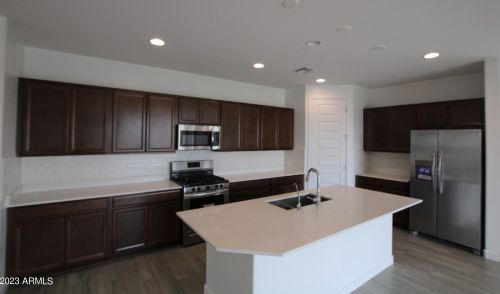 5883 Arizona Pl, Chandler AZ  85248-1637 exterior