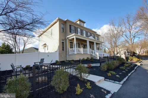 405 Great Falls Rd, Rockville MD  20850-2883 exterior