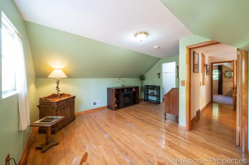 912 Westend Ave, Grand Rapids MI 49504-3847 exterior