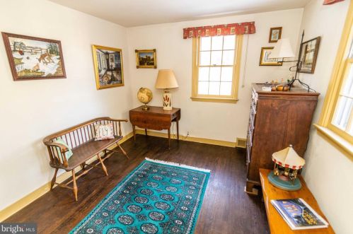 1110 Paxon Holw Rd, Media PA 19063-1116 exterior