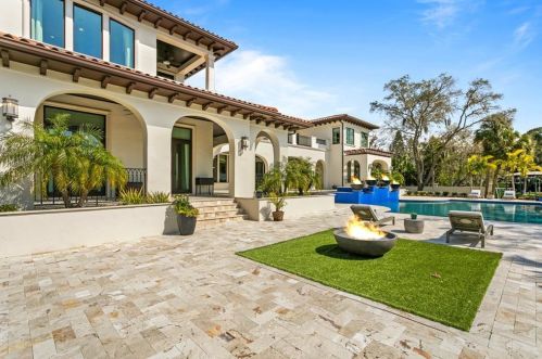 2621 Dundee St, Tampa FL  33629-7516 exterior