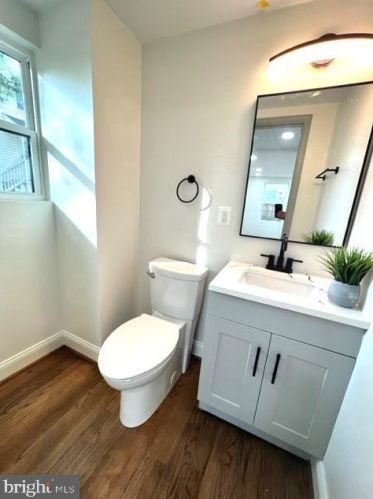 3101 Memorial St, Alexandria VA 22306-1542 exterior