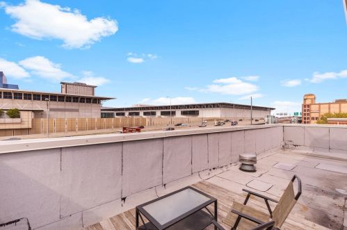 2502 Calumet Ave, Chicago IL  60616-2439 exterior