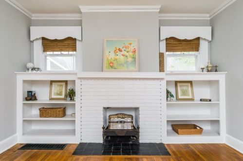 1831 Lyle Ave, Atlanta GA  30337-1204 exterior