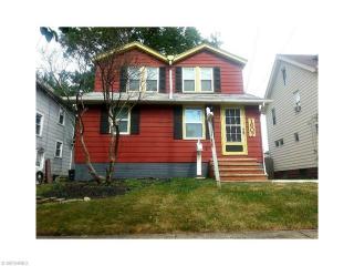 1607 Orch Grv Ave, Cleveland OH  44107-3729 exterior