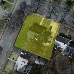 40 Farmington Rd, Newton MA  02465-1107 aerial view