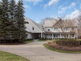 4 Manitou Rd, Westport CT  06880-6007 exterior