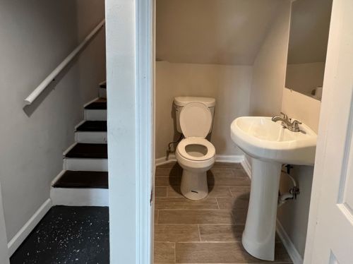 906 71st St, Chicago IL  60621-1720 exterior