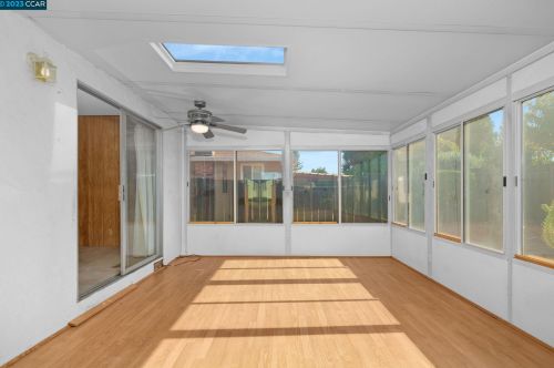 3948 Majestic Dr, Concord CA  94519-1214 exterior