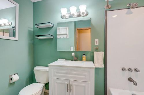 5646 34th St, Milwaukee WI  53209-4063 exterior