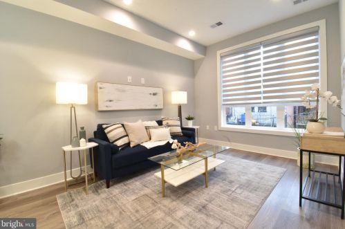 1914 8th St, Washington DC  20001-3116 exterior