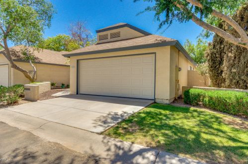 5237 Jupiter Way, Chandler AZ  85226-3635 exterior
