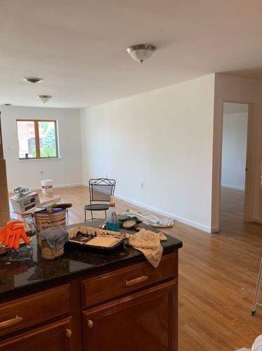 2418 Seymour Ave, Bronx NY 10469-3017 exterior