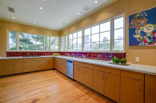 2203 Allen St, Dallas TX 75204-2609 exterior