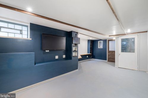 3081 Emerald St, Philadelphia PA 19134-2010 exterior