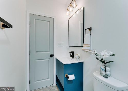 4207 Eads St, Washington DC 20019-3440 exterior