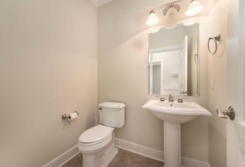 4412 Whitewood Farms Dr, Grand Rapids MI exterior