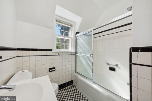 1655 Primrose Rd, Washington DC 20012-1117 exterior