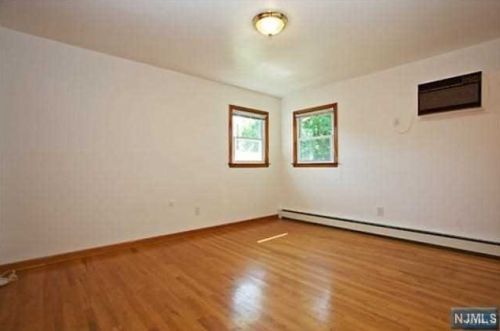 108 Hickory Ave, Tenafly NJ 07670-1547 exterior