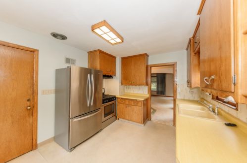 3716 Ohio Ave, Milwaukee WI 53207-2747 exterior