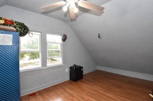 2911 33, Milwaukee WI 53215-3619 exterior