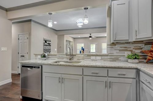 415 Hull St, Denison TX 75020-5124 exterior