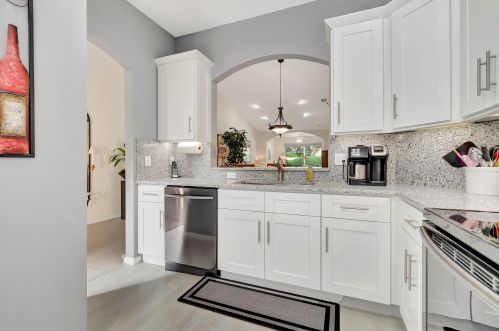 9647 Cres Vw Dr, Boynton Beach FL 33437-5929 exterior