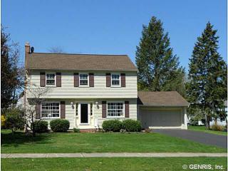 336 Pinecrest Dr, Rochester NY  14617-2244 exterior