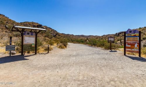 8661 51st St, Phoenix AZ  85044-5816 exterior