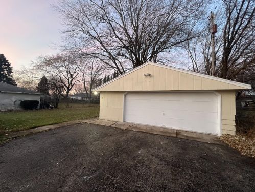 6818 Clovernook St, Milwaukee WI 53223-5754 exterior