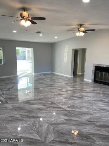 6735 10 St, Phoenix AZ 85086-0912 exterior