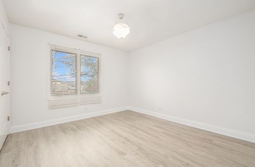 187 Mayo Ct, Elmhurst IL  60126-5158 exterior