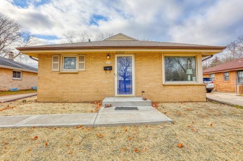 5239 87th St, Milwaukee WI  53225-3509 exterior