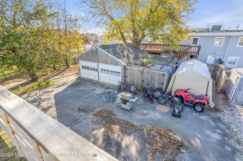 204 Channel Dr, Point Pleasant Beach NJ 08742-2619 exterior