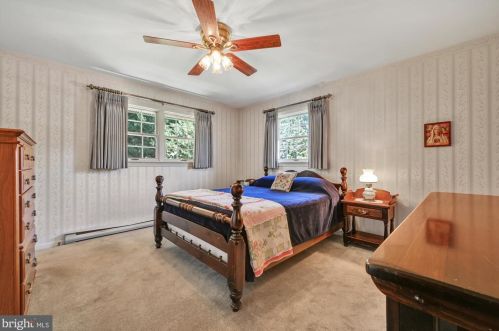 1666 Clearview Ave, Lancaster PA 17601-4308 exterior